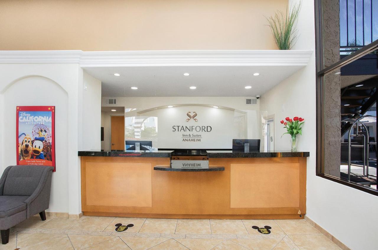 Stanford Inn & Suites Anaheim Esterno foto