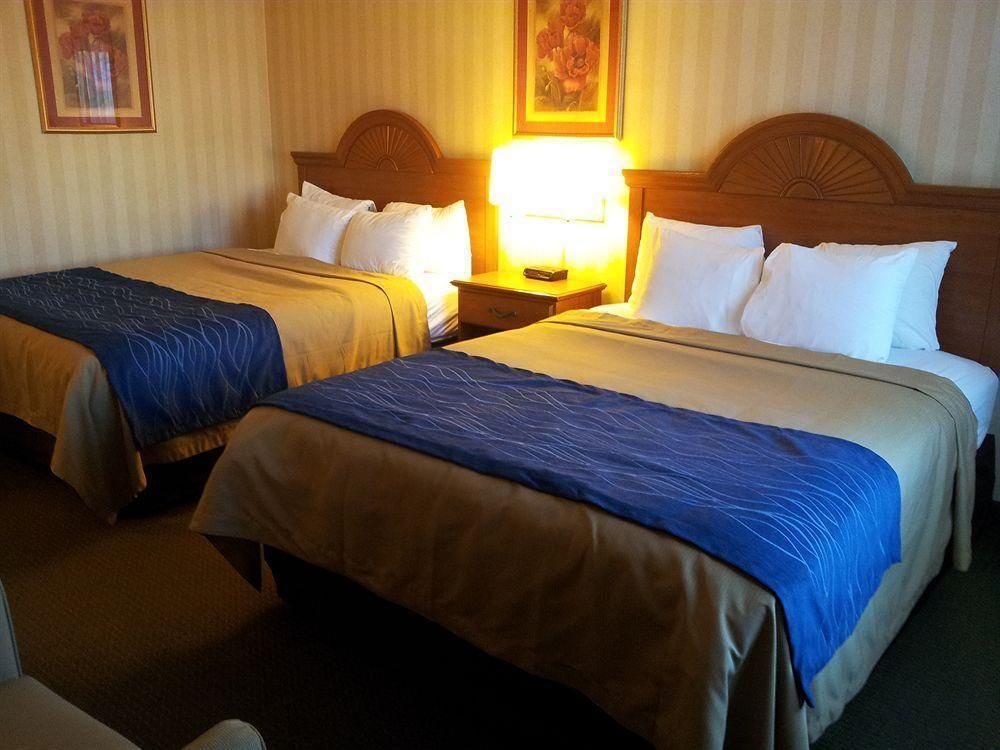 Stanford Inn & Suites Anaheim Esterno foto